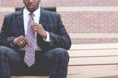 Worauf du bei der Wahl eines Business Outfits achten solltest.