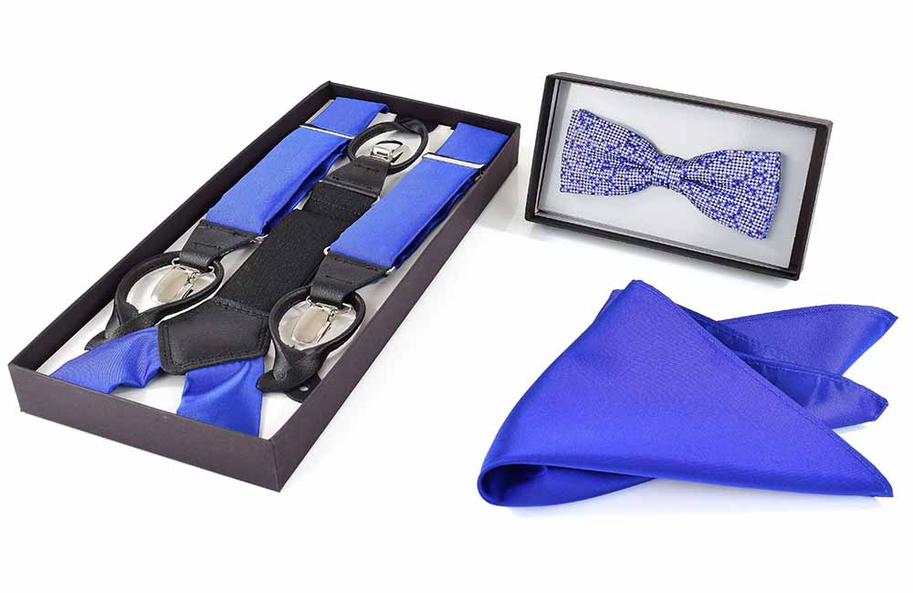 Modisches Set mit Hosenträger in blau