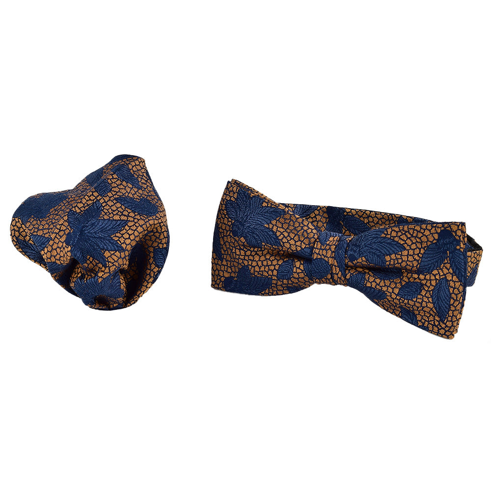 SCHLEIFE RIGA MIT EINSTECKTUCH COGNAC